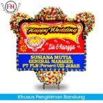 Bunga Papan happy wedding Bandung