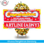 Bunga papan ucapan selamat atas kenaikan jabatan, grand opening, anniversary, pernikahan atau happy wedding, wisuda di Bandung.